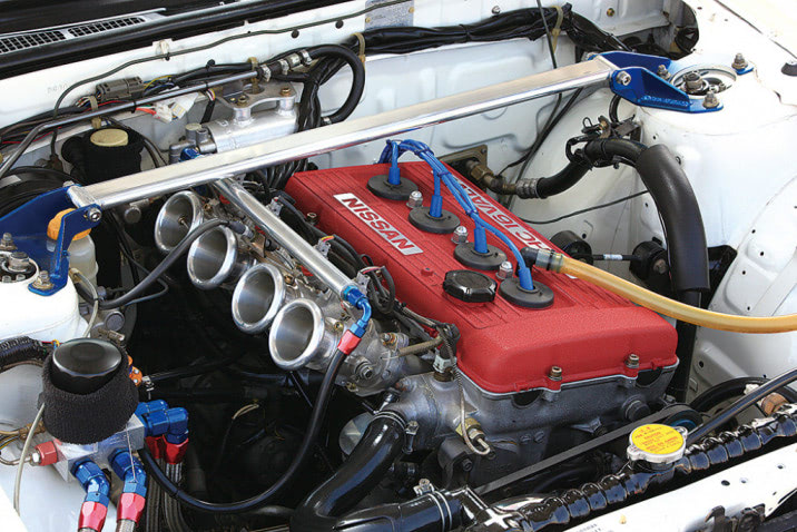 羊の皮を被った狼」の再現！ 4連スロットルをHKS Fコン Vプロで制御