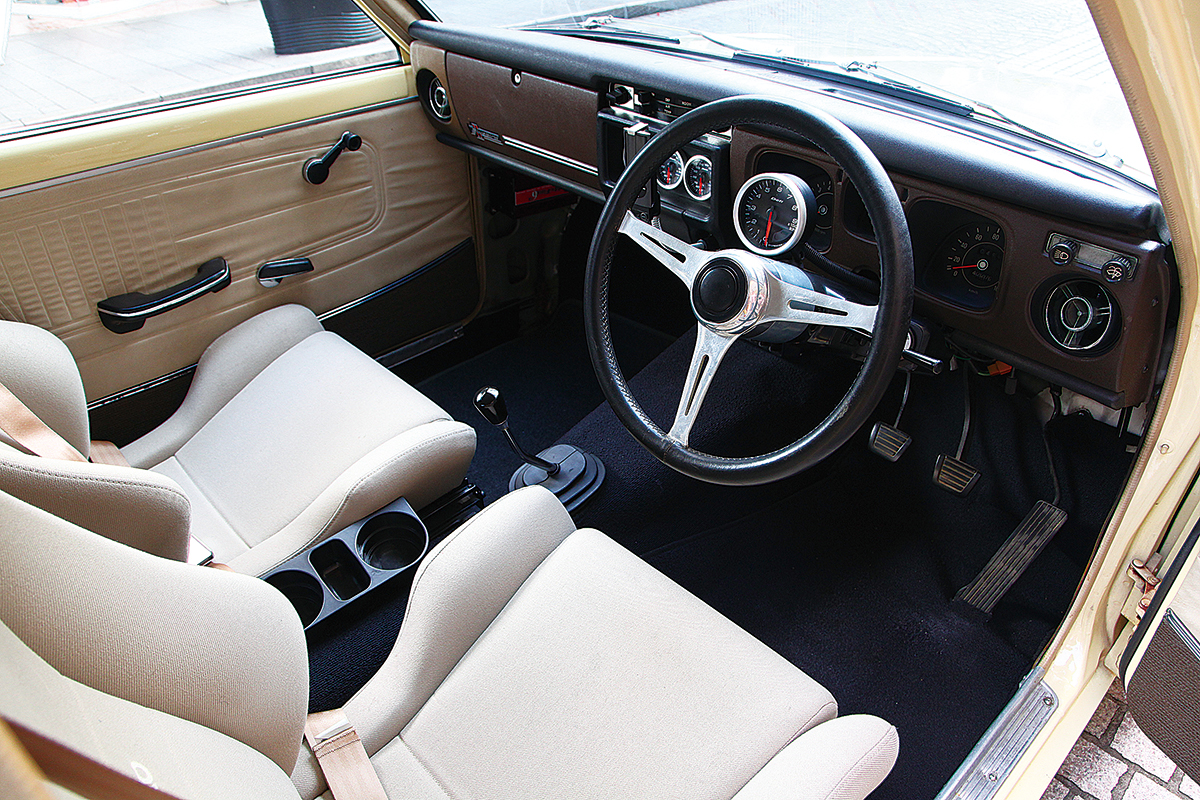 510レーサーのDNAを引き継いだストリート仕様の快速ブル｜快適旧車