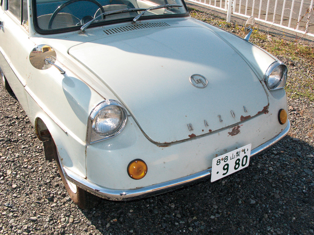 復元カレラ Vol 4 駐車場に戻ると ニコニコのドヤ顔 走る 曲がる 止まるは完調 でも外見はそのまんま R360レストア Nosweb Jp 日本の旧車webマガジン ノスウェブドットジェイピー