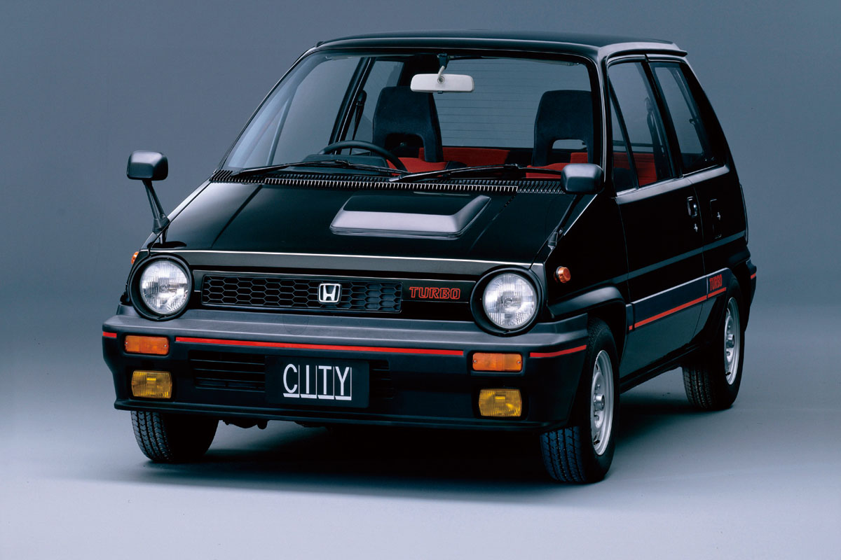 量産車ターボ時代の80年代。後にパワー戦争に発展!?｜1980年代 ターボ 