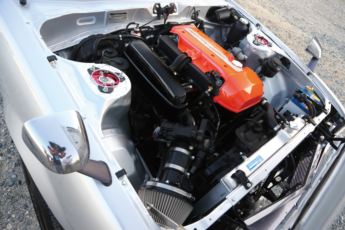 エアコン・カーステ・パワステは当たり前っ！「超」快適旧車はプッシュ