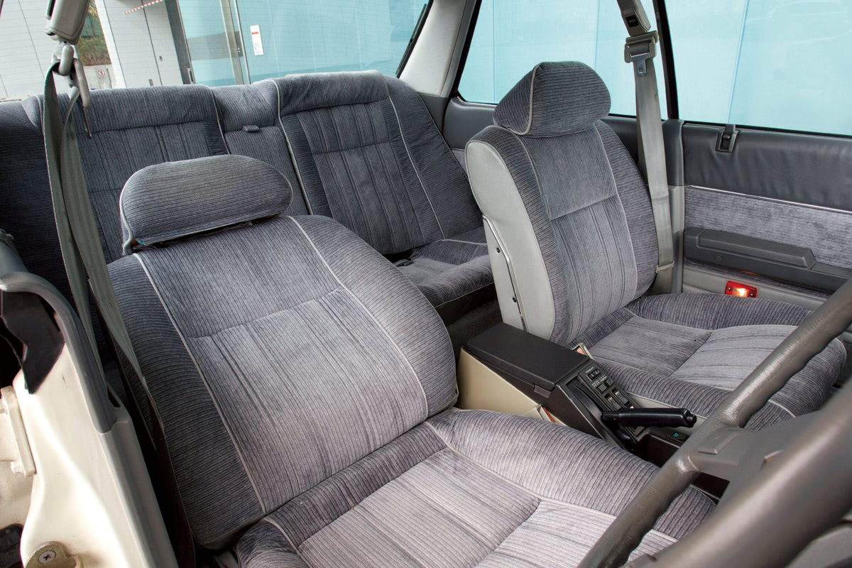 ブルーバード910 ドア1台分(4枚)