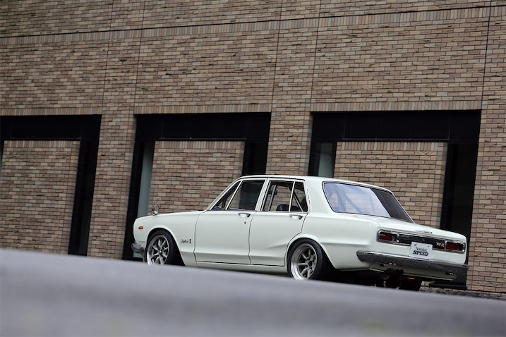 L型じゃない！ 2.3L、2.5Lとボア＆ストロークアップしたどり着いた2.6L