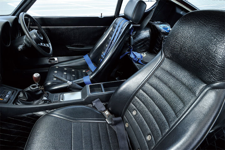 【自動車用部品】フェアレディZ S30後期型用シートバックNo. 1 フェアレディZ シートレール S30 S30Z S31 S31Z 76/7-78/8 Cタイプ
