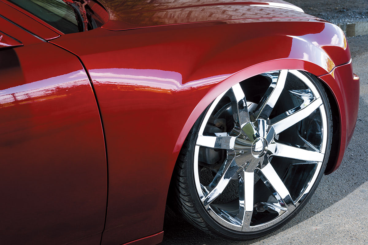 どう見ても、クライスラー300なんですケド!?】エアサス＆車高調で