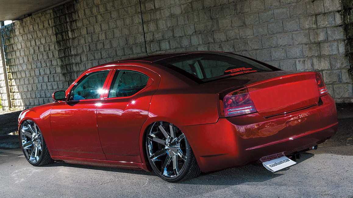 どう見ても、クライスラー300なんですケド!?】エアサス＆車高調で