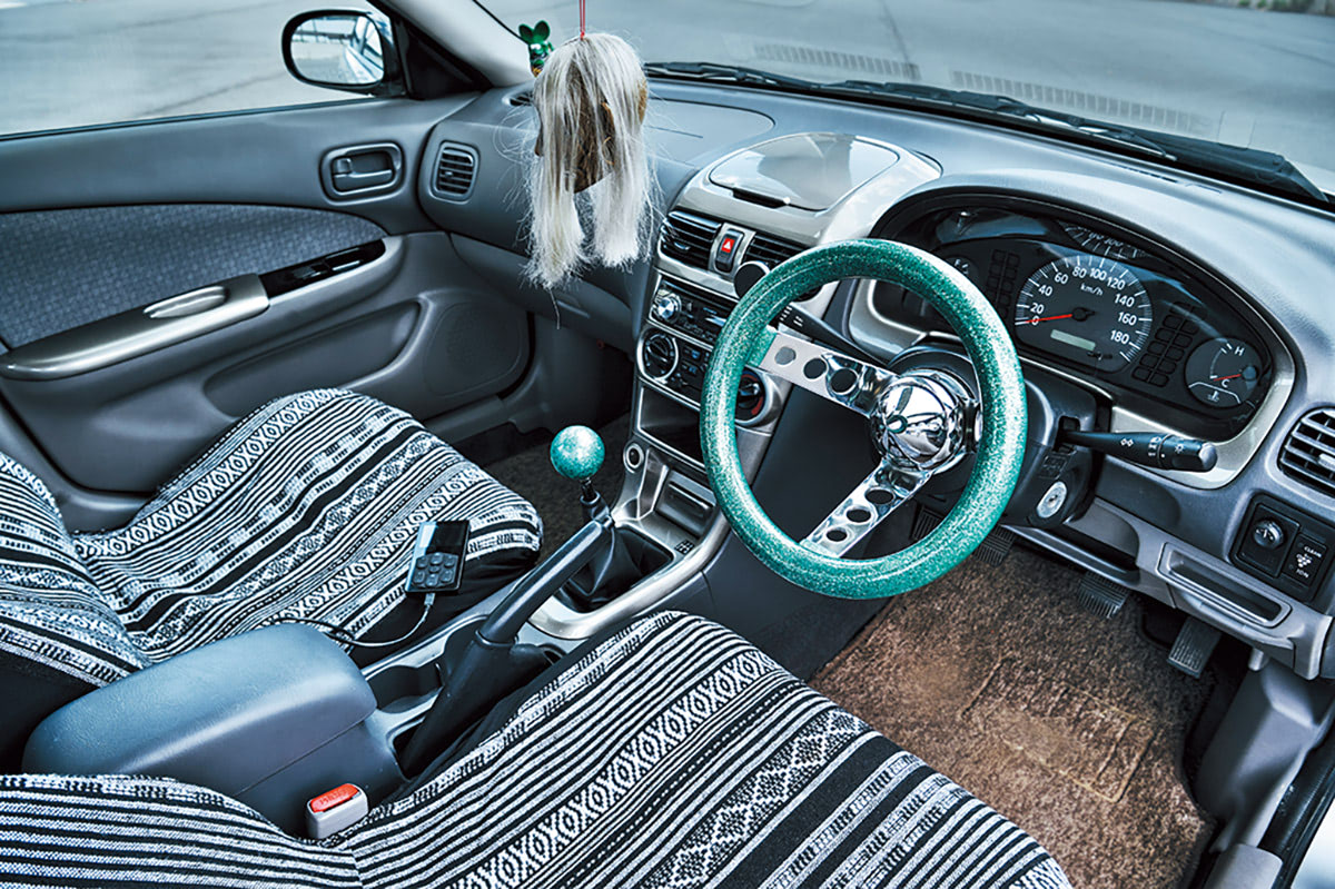 ムーンアイズ ステアリング 赤ラメ 【公式通販】