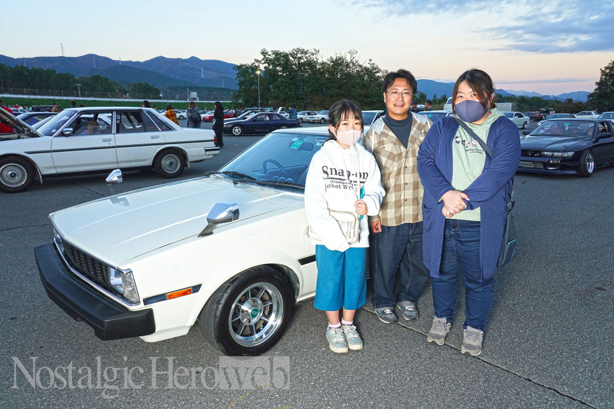 左ハンドルのAE86や2ドアカローラなど、バラエティーに富んだトヨタ車