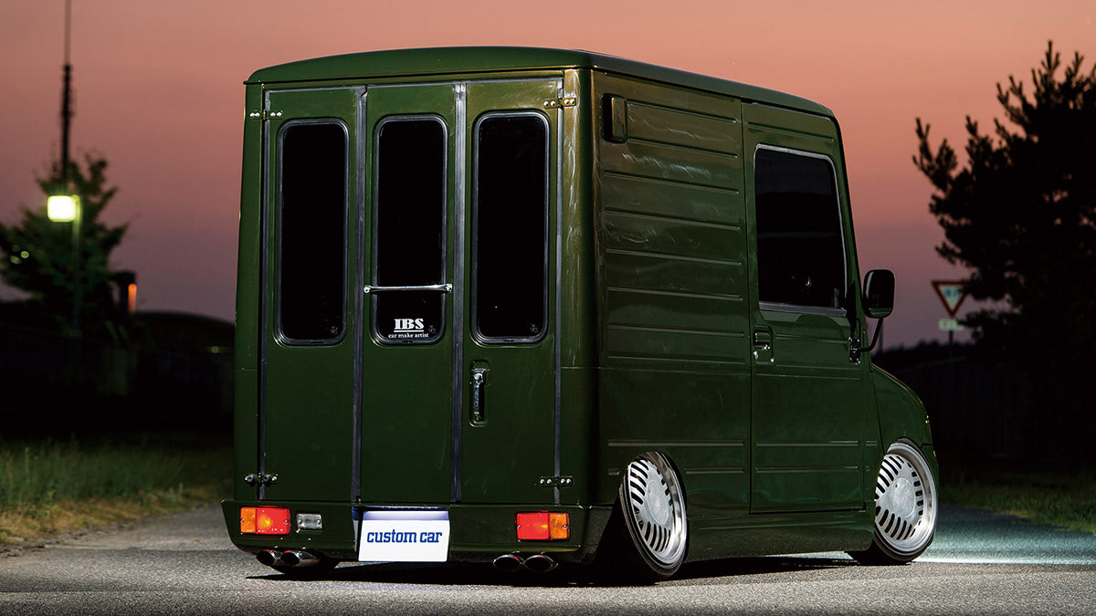 ☆カスタム☆ミラ　ウォークスルーバン　USDM アドバン　車高短 ☆カスタム☆ミラ ウォークスルーバン USDM アドバン 車高短