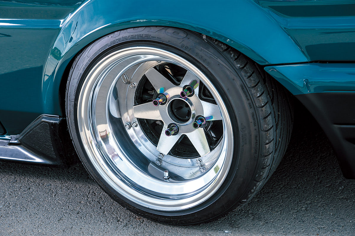 深リム 7J 175／60 AE86 等 ドリフトに 4穴 タイヤ