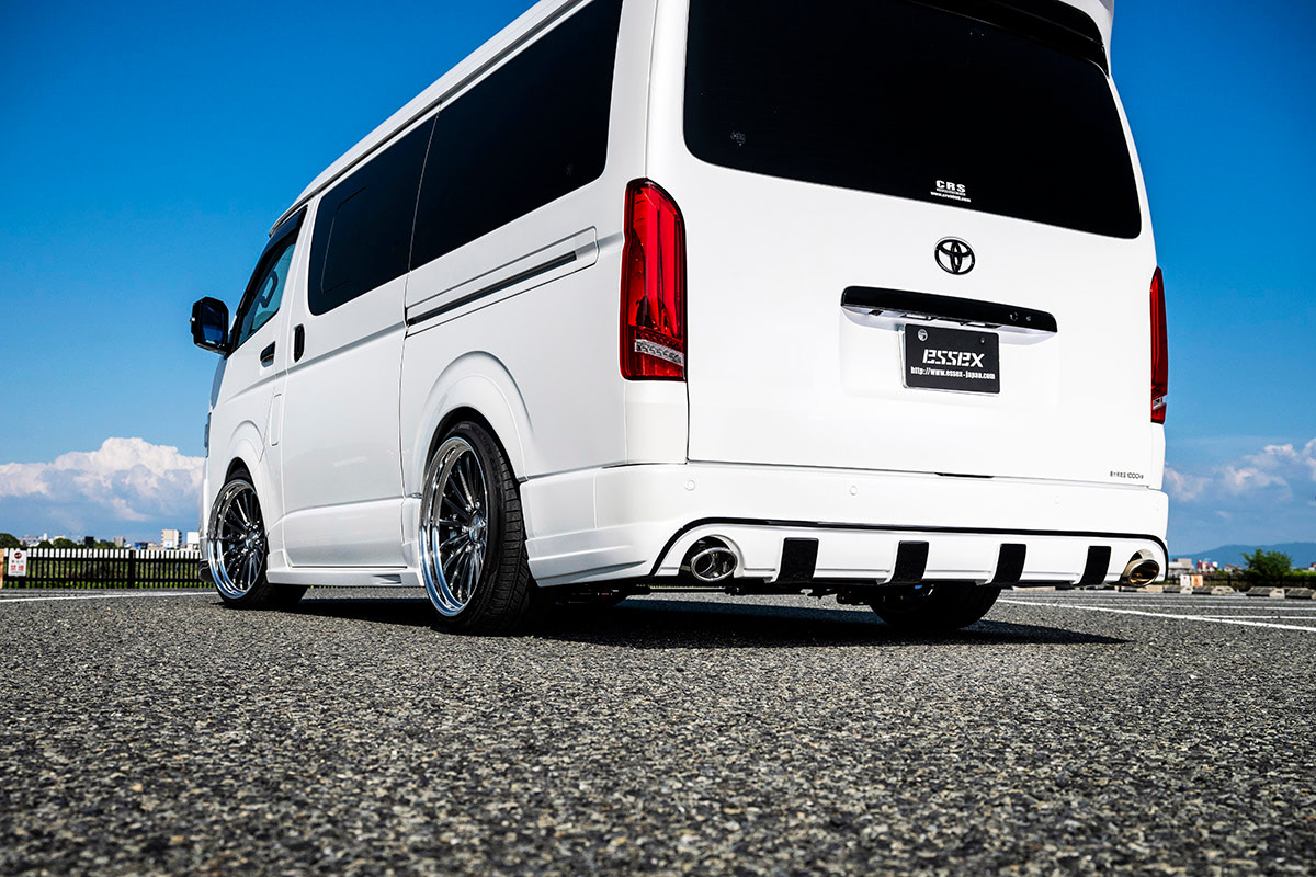 ハイエース ナロー リアバンパー CRS エセックス プログレスⅡ