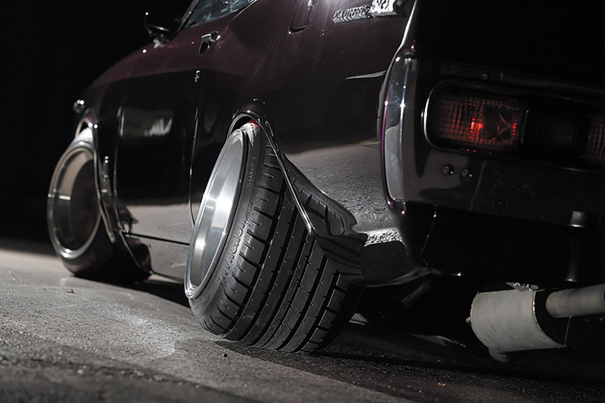 箱車＆旧車の2台持ち!!】200系はハイドロ激低仕様、ローレルは