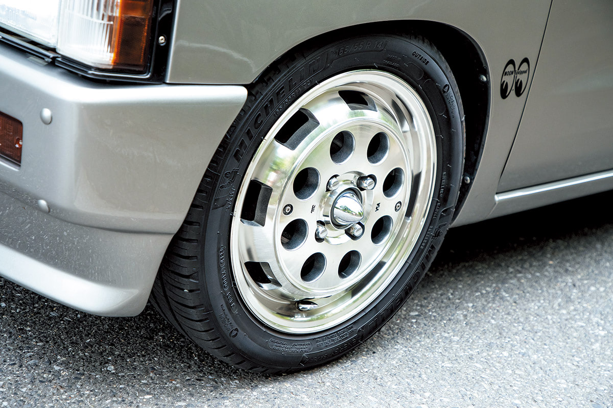 初代ワゴンRのテラノ顔!!】GC10ハコスカ用の45テールも移植！ スズキと