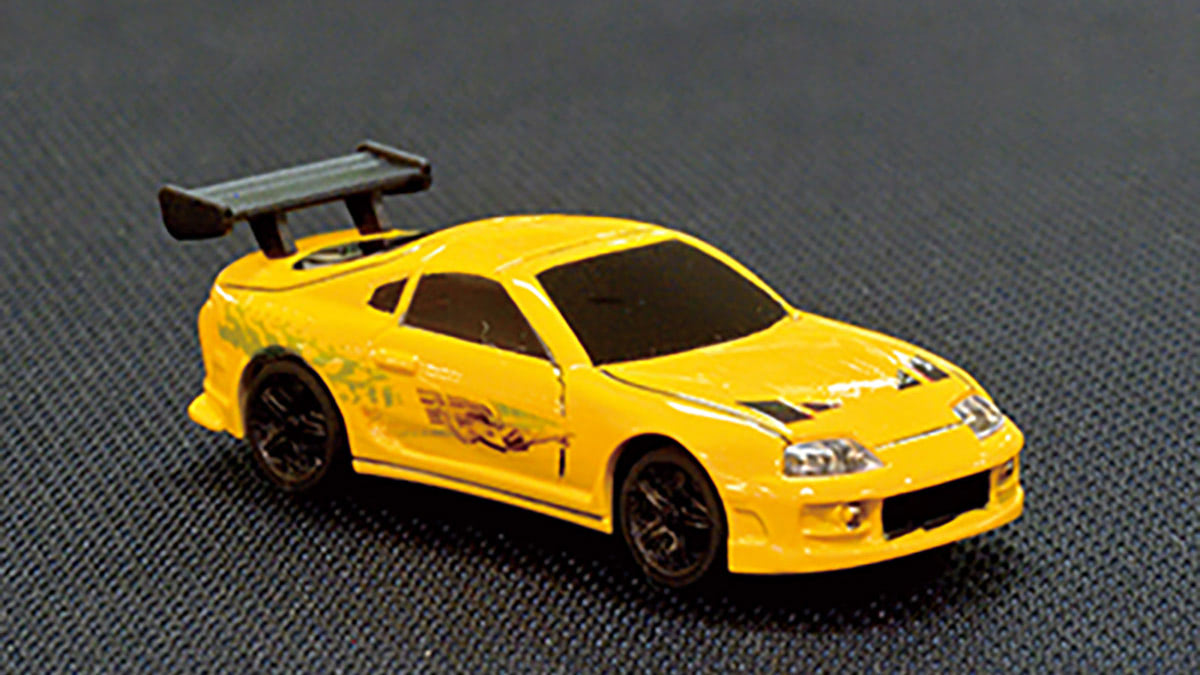 1/76（6cm）の極小RCカーが疾走!!】大人も子どもも楽しめる