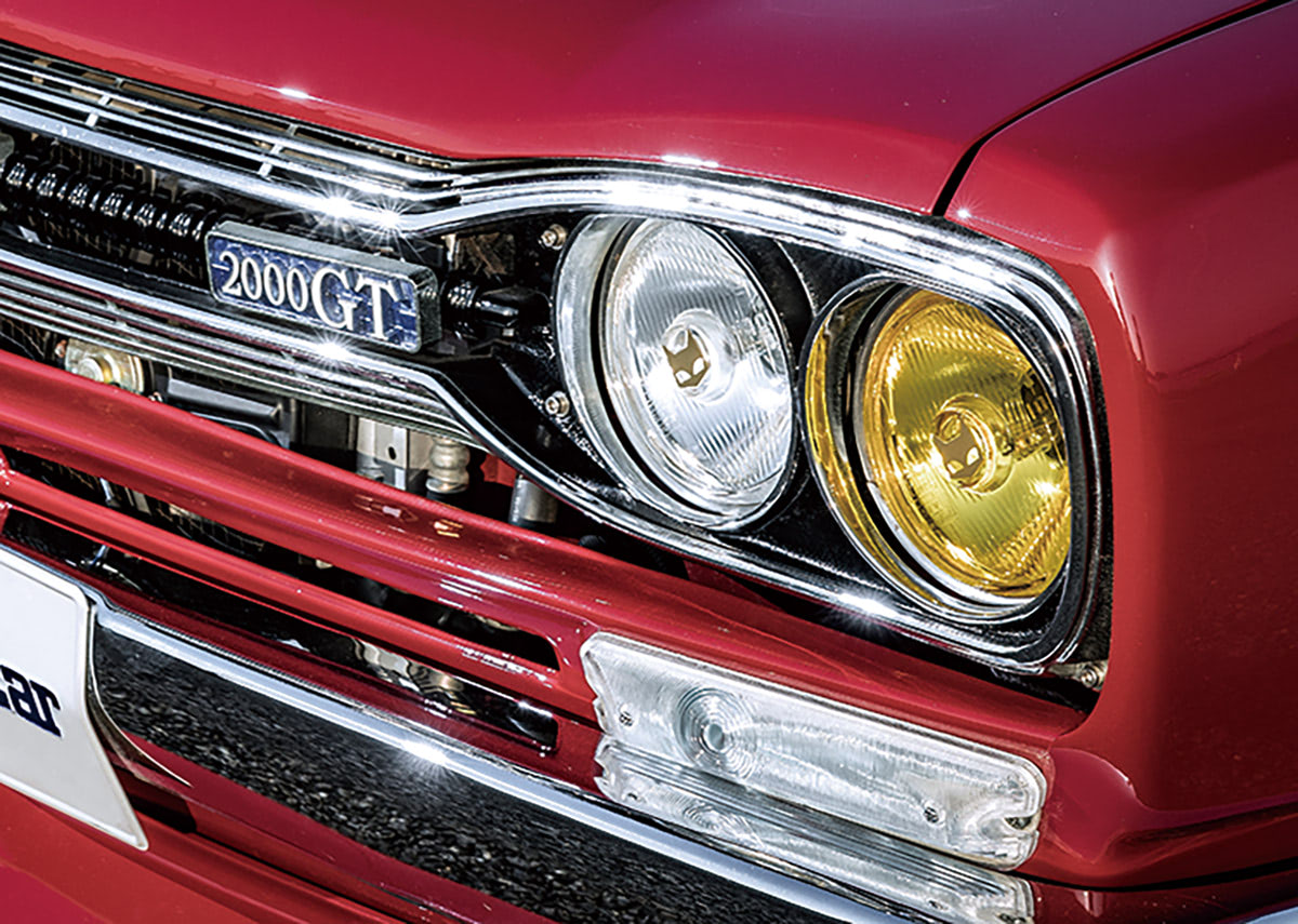 ハコスカに驚愕サイズをブチ込み!!】がっつりオバフェンのサニトラ