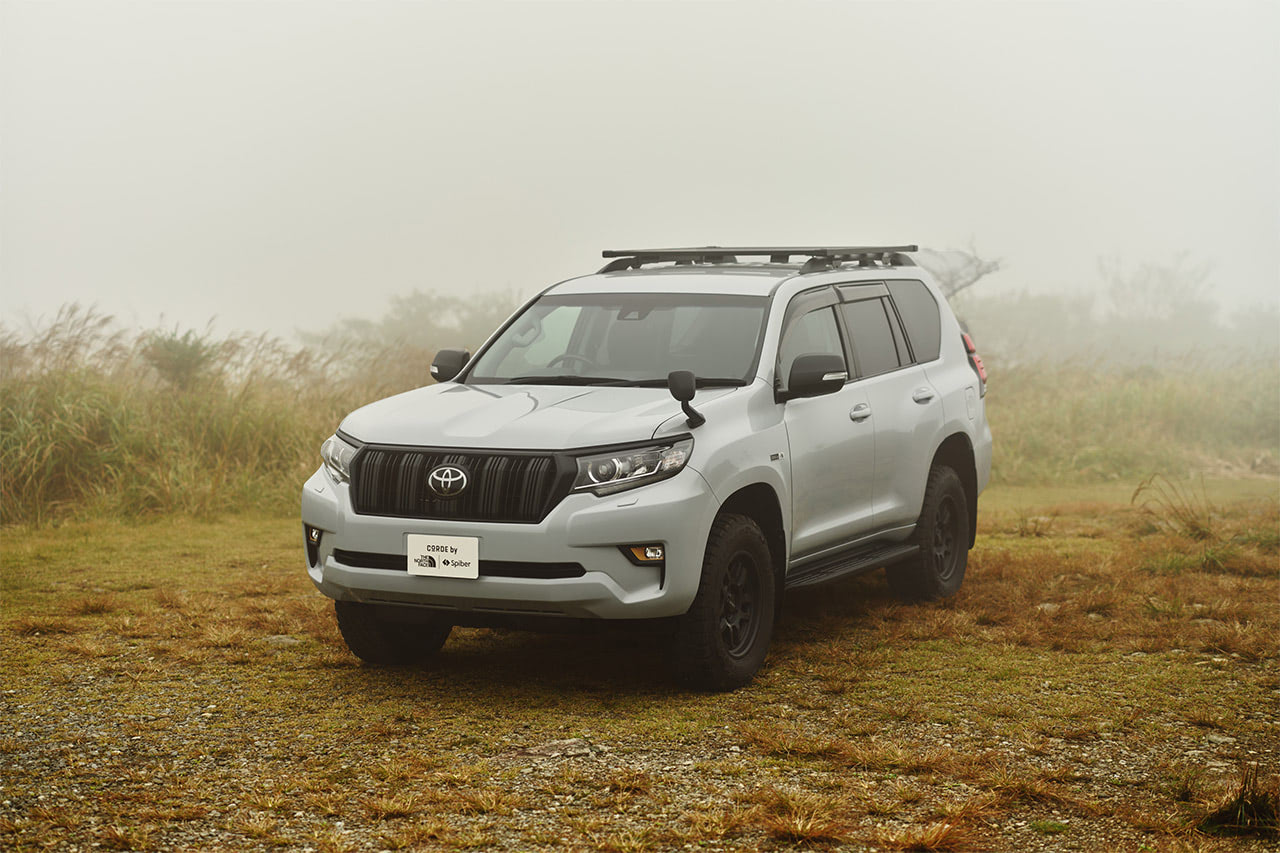 TNE NORTH FACE」のロゴを探せ！ ボディカラーもインスパイア