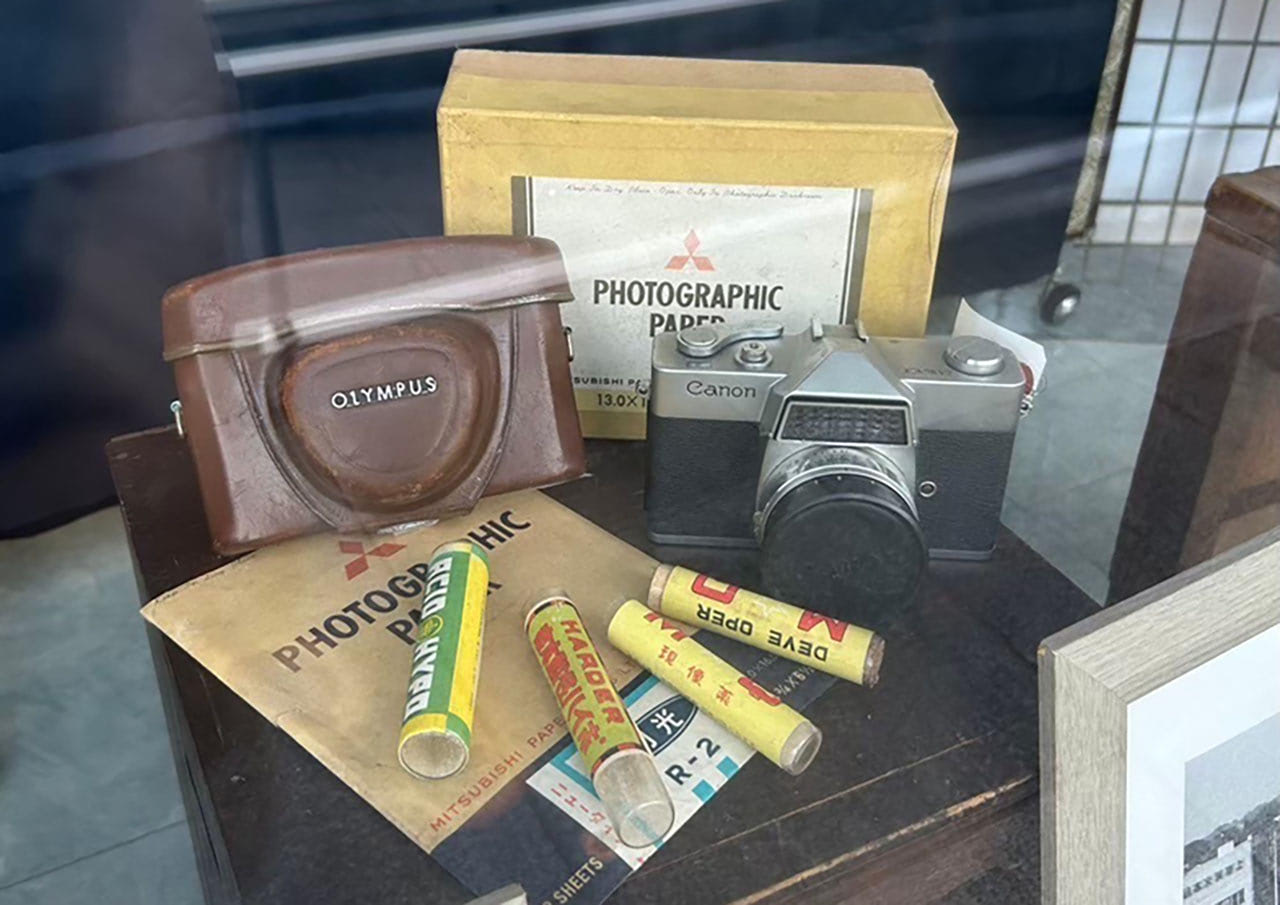 フィルムカメラや映写機、昭和の名作映画のポスターなど「うつす」を