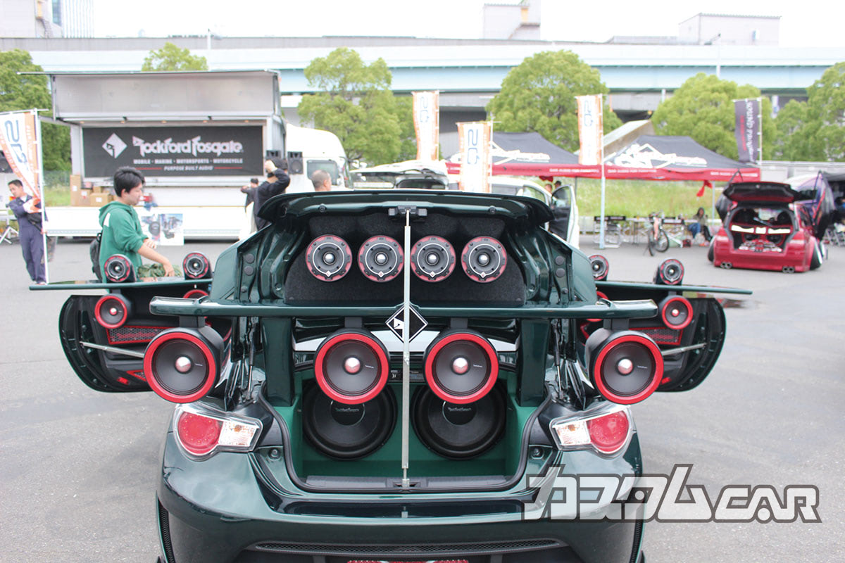 ウッディなラゲッジに大きなスピーカーがズドーン！」ロックの日（6月9