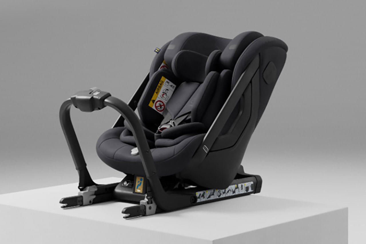 7歳頃まで」後ろ向きで座るチャイルドシートの先行販売がスタート