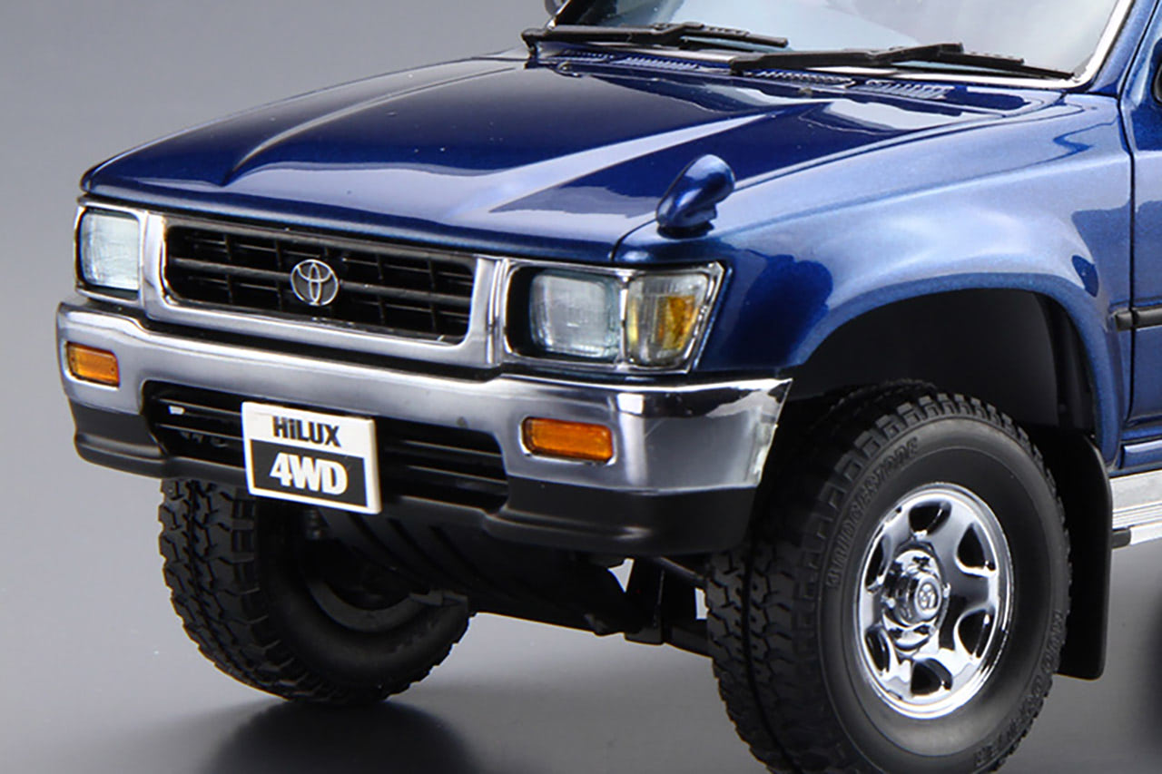 プラモデル完成品　ハイラックスダブルキャブ 高値安定の人気車】トヨタ ハイラックス ダブルキャブがプラモデル化