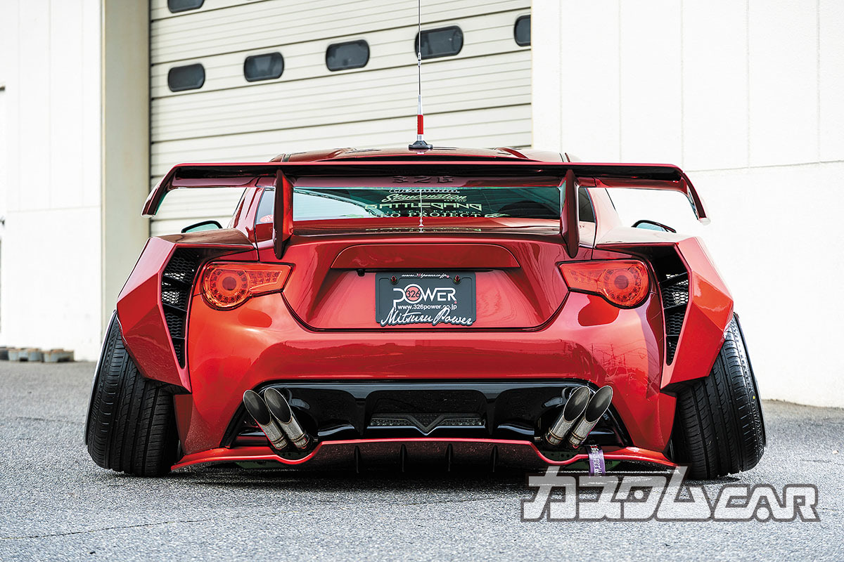 全幅2200mm超え！ 4tトラック並みの爆ワイドな86】326POWERの過激