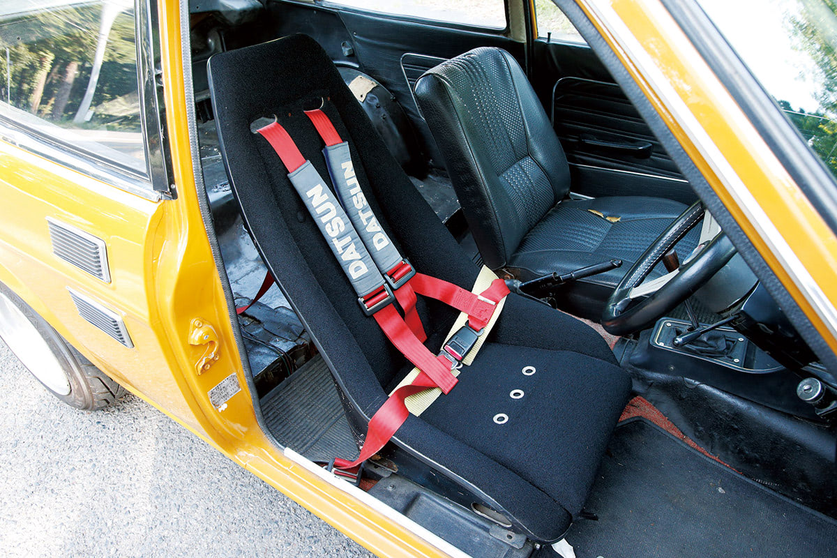 3速コラムシフトと4速フロアシフト、そして直結5速マニュアルがついに