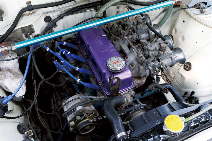 中古　A型エンジンダットサンロゴヘッドカバー　サニトラb110 b310 サニー 足とエンジン、サニー進化の2つのポイント｜1978年式 日産 サニー 4