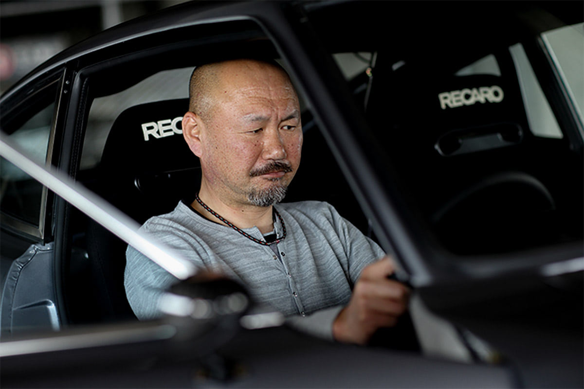 S30Zに17インチのレイズボルクTE37Vと4輪ディスク。約2年を要