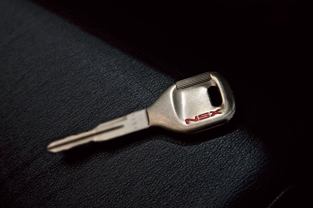 とくに気をつけているのは屋根保管して雨に濡らさないこと」｜1994年式