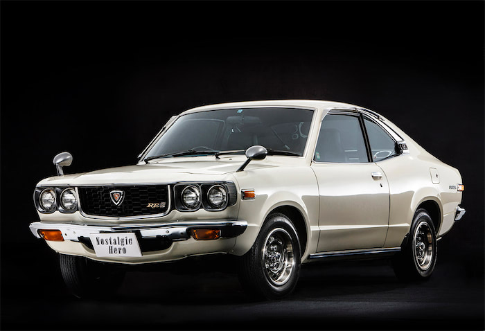 MAZDA カペラ　ロータリー　純正ステアリング　サバンナ　RX2 ファミリア fef4630951fb41683351c89988dd51