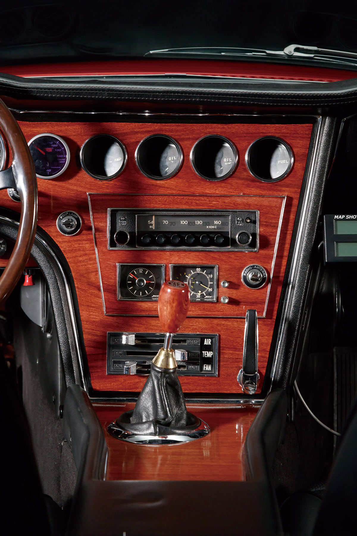 最初に乗ったクルマがAE86カローラレビン。時を経てアメリカから帰っ