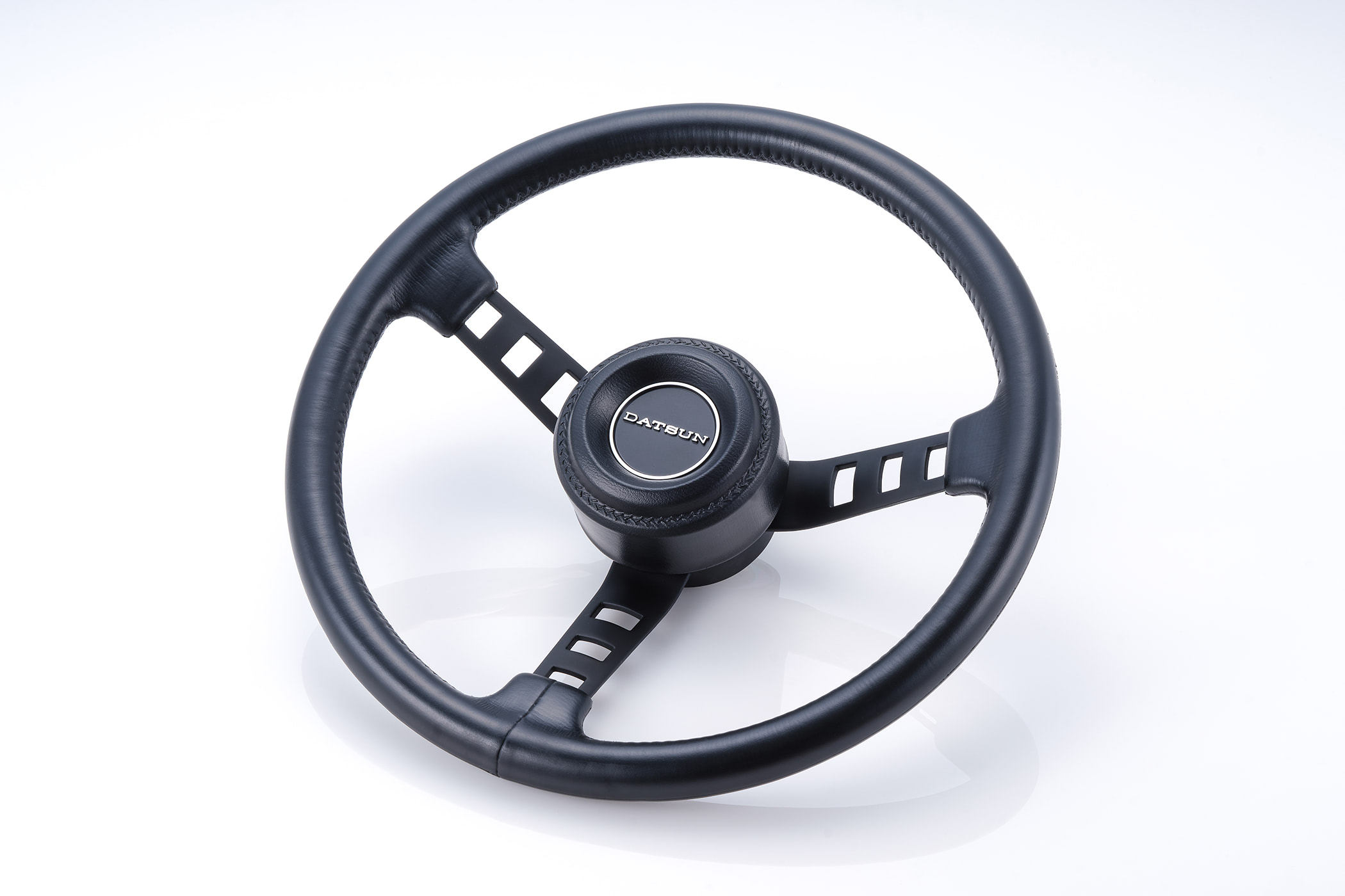 ダッツンコンペハンドル  復刻版  datsun ハコスカ ダッツンコンペハンドル 復刻版 datsun ハコスカ - メルカリ
