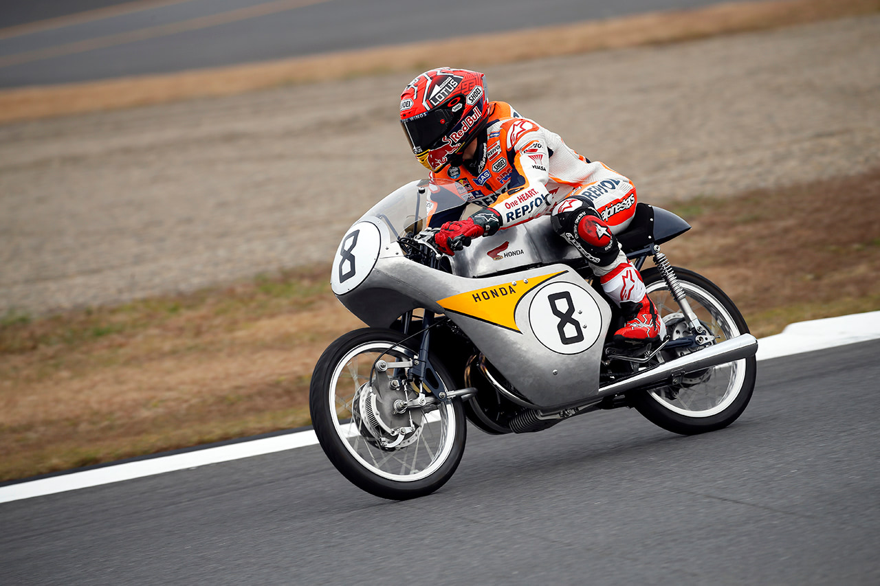ホンダの伝説的マシンRA272やRC142が鈴鹿を走る！ホンダのレース