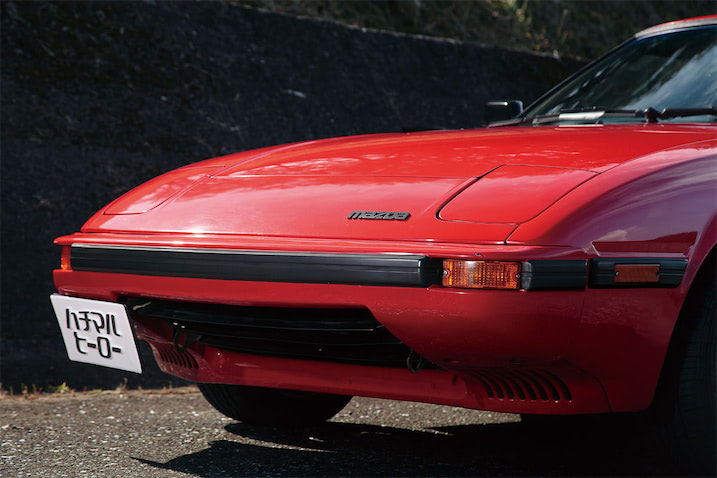 全世代リトラ！のRX-7。その初代【1】「運転する楽しみの追求」を