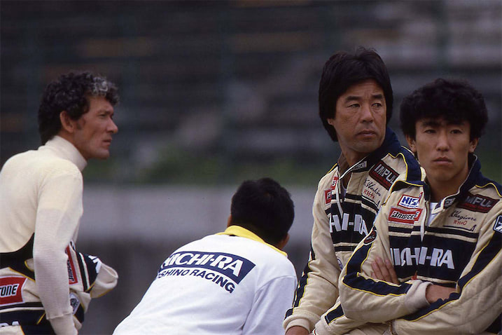 ad684890ef470cec85e0767edb4f29