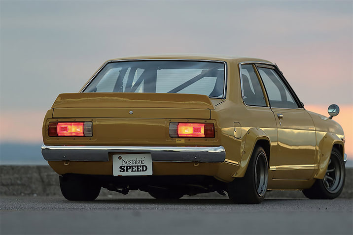 ボディサイズが手頃なうえに軽いので、サーキットで楽しいB310【3