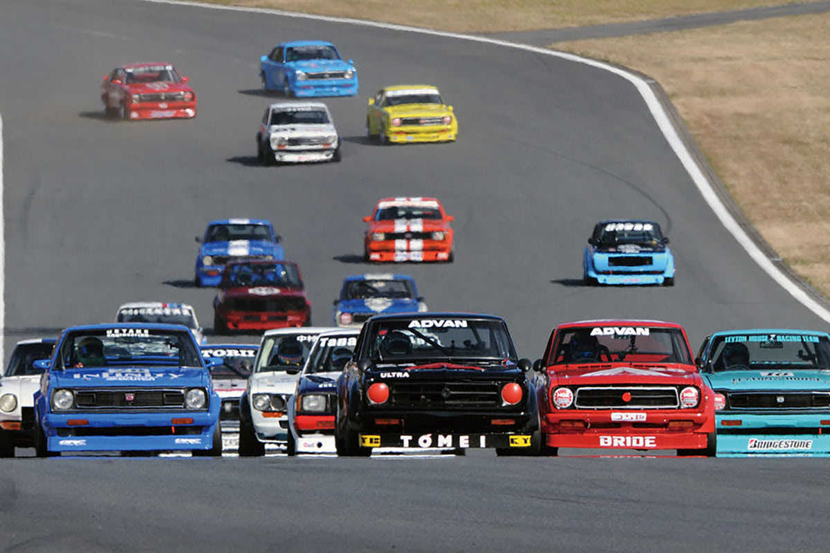 「レースの日産」の面目躍如！ 見よ！ 日産のレーシングカーが持つ集客力【2】NISMOフェスティバル 2017 | NostalgicHero ...