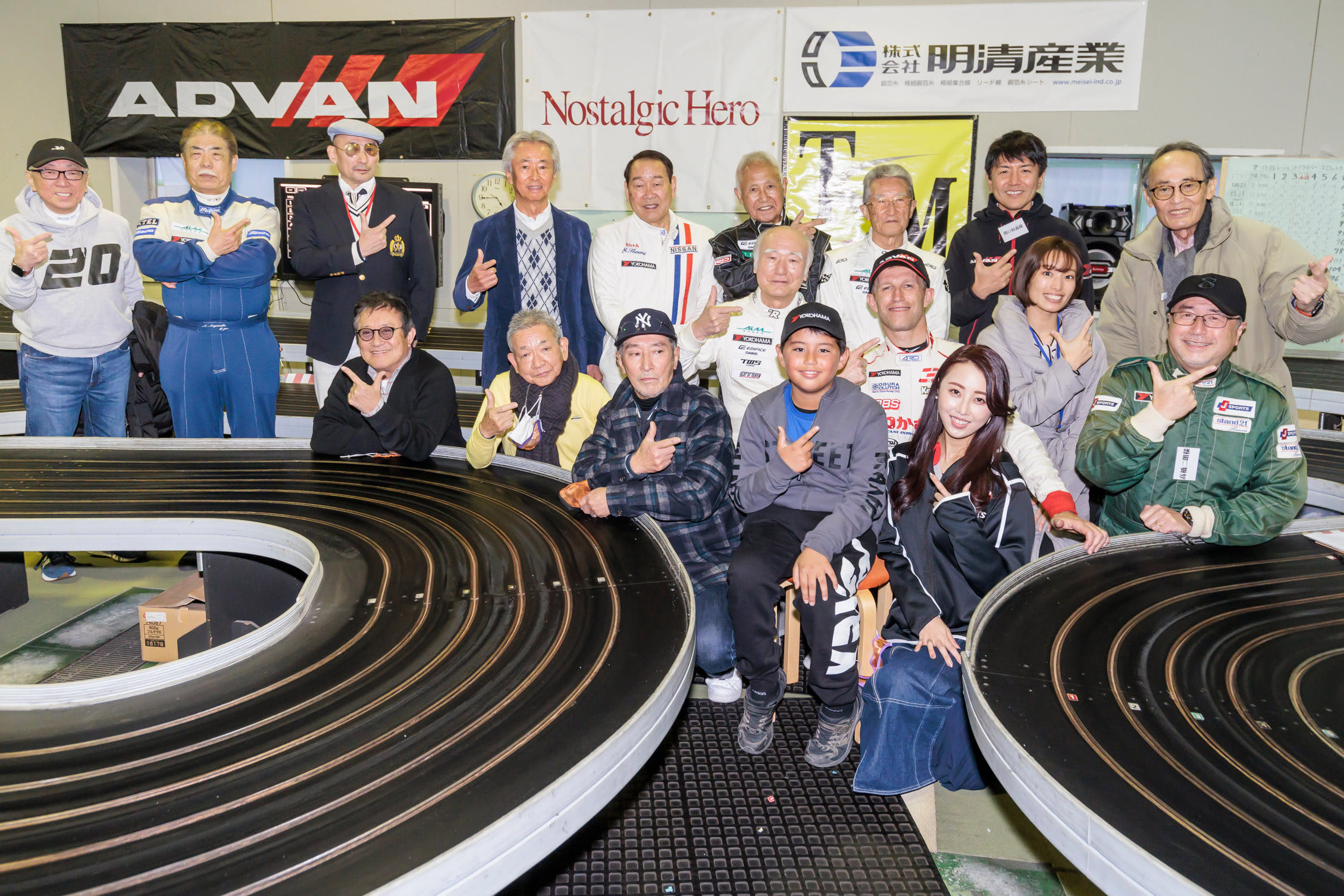 内野ゴロゴロ レジェンドドライバーたちが本気で挑む！ 白熱のレースを展開した第15