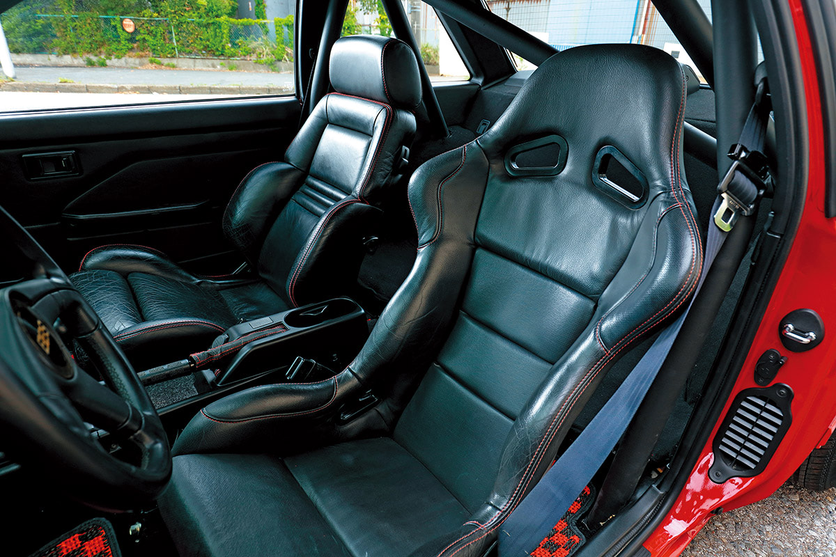 AE86L。6000rpmからのレッドゾーンが「4A-C型」エンジン搭載の証【2