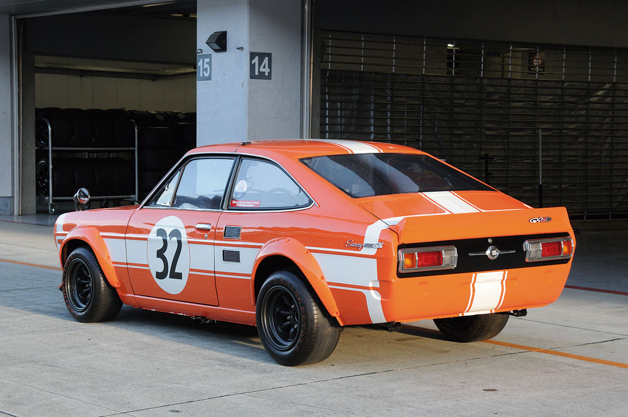 標準の4速ミッションが組み込まれ、デモカーとして展示されていたGX-5