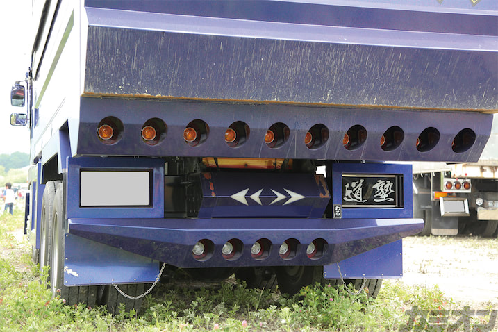 Double E 1:20 アロイダンプトラック Double E 1:20 アロイダンプトラック