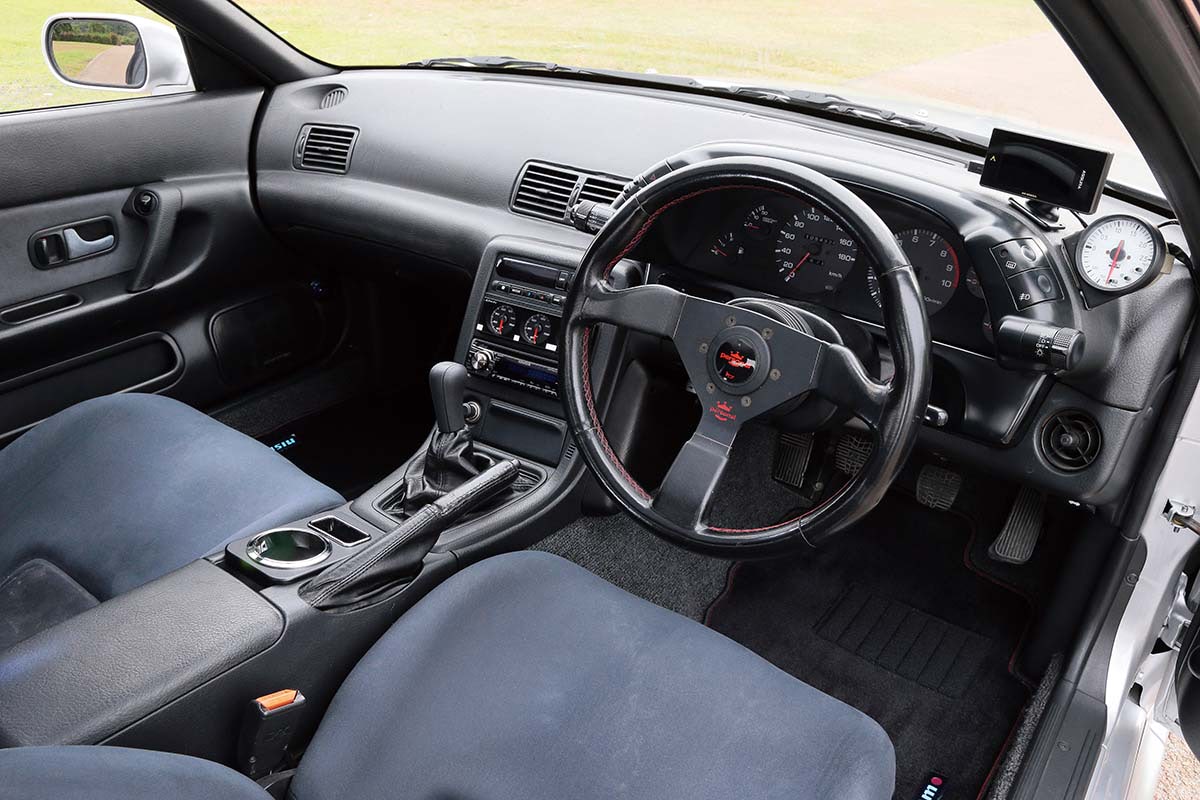 20代前半にしてGT-Rを手に入れたオーナー｜1993年式 日産 スカイライン