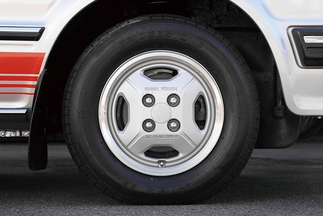 最上級グレードXXR！ ホンダらしい独創的な装備が多数採用された一台