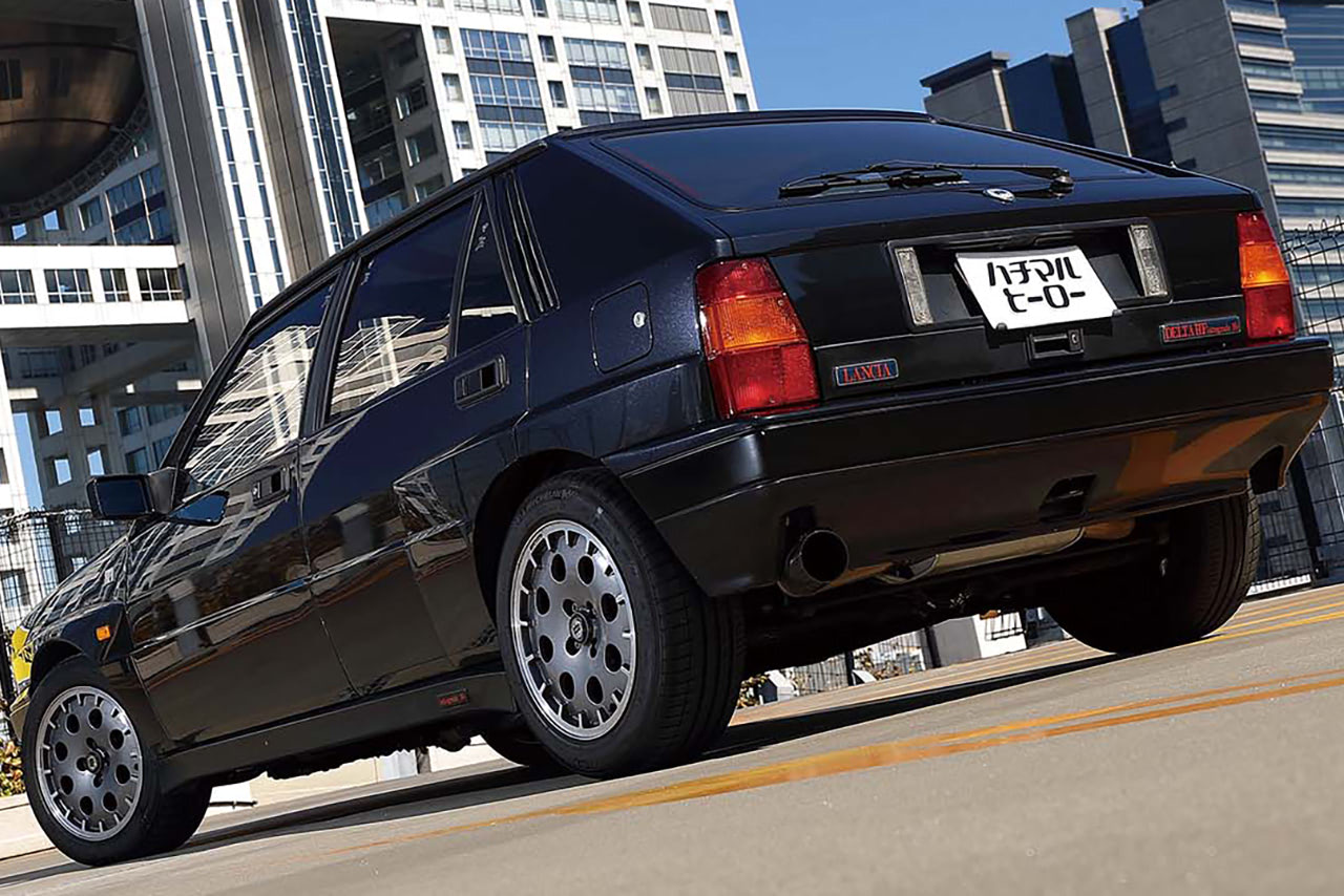 6年連続WRCタイトル制覇！ ワイドボディに4WD。心臓は4バルブDOHC