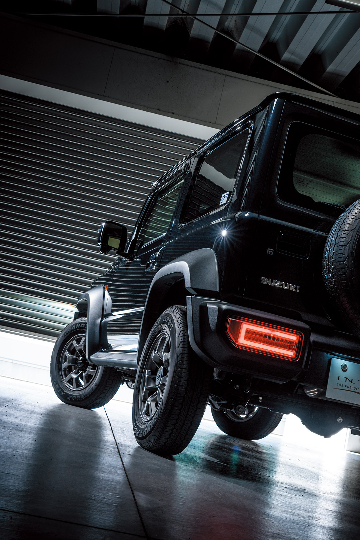 ジムニー シエラJB64 JB74 LEDテールランプ スモーク 反射板内蔵