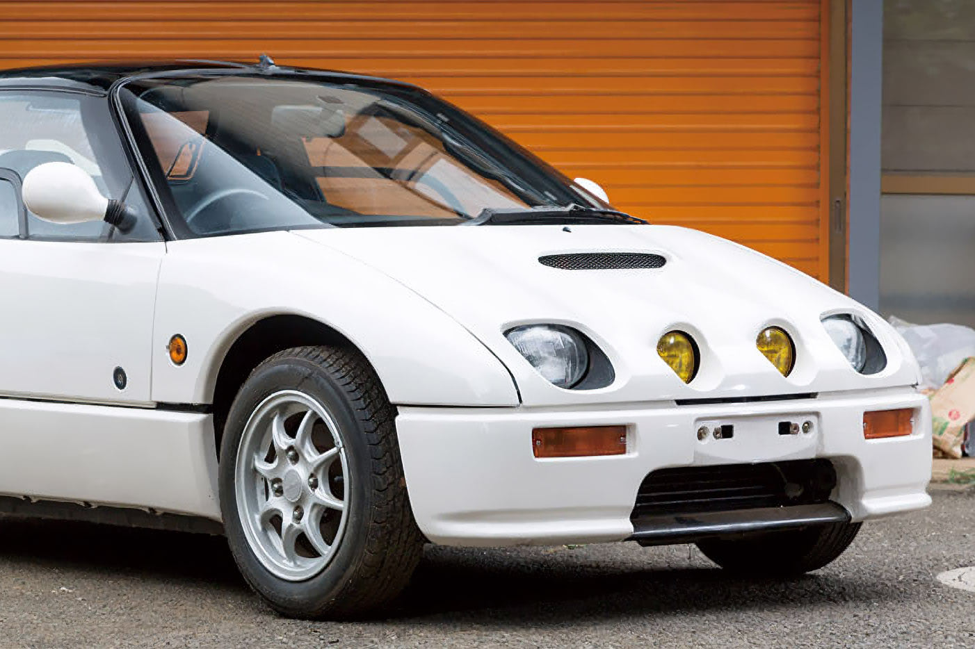 オロチとAZ-1が複数台あるガレージ【2】6台のAZ-1、CARAを手に入れてき