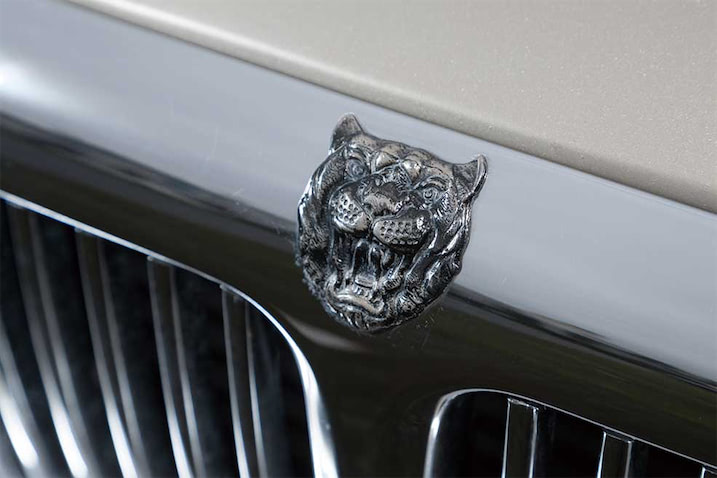 83015597780184fc4287d06050c36f