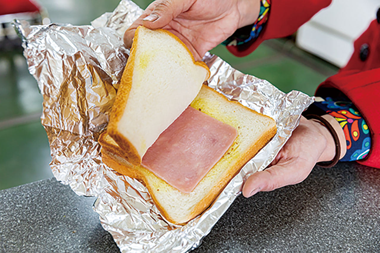 レトロ自販機の聖地群馬県の名店！ 「オレンジハット」に行ってきた