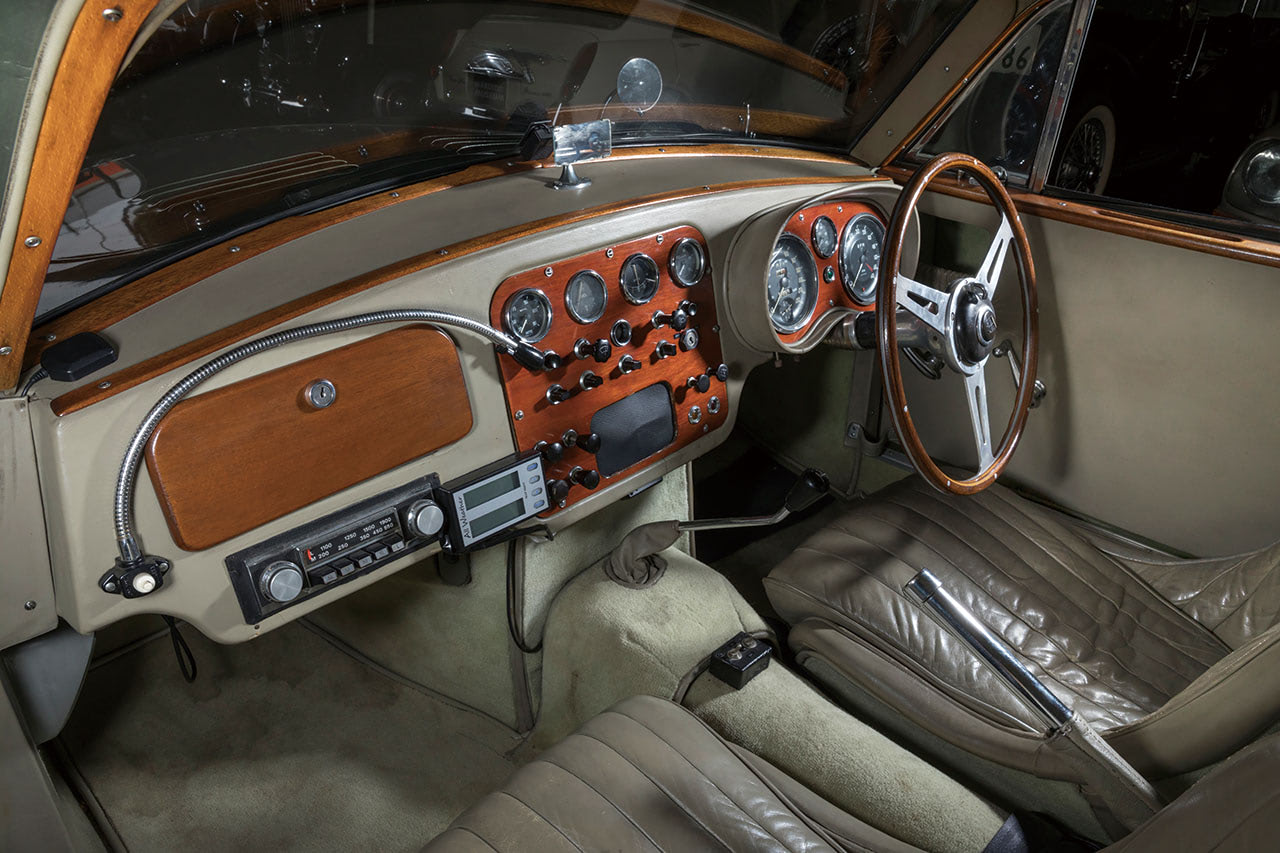 かつて「英国で一番美しい」と 言わしめたクーペ｜1954年式 ACアシーカ