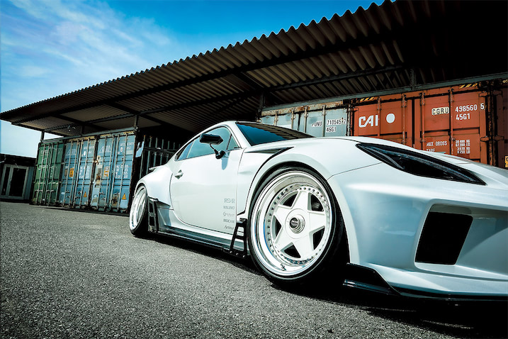 シェブロンレーシングS2、待望の小径化 CHEVLON RACING S2
